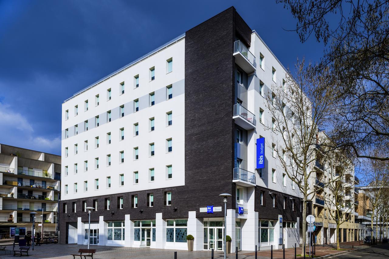 Hotel Ibis Budget Issy Les Moulineaux Paris Ouest Exterior foto